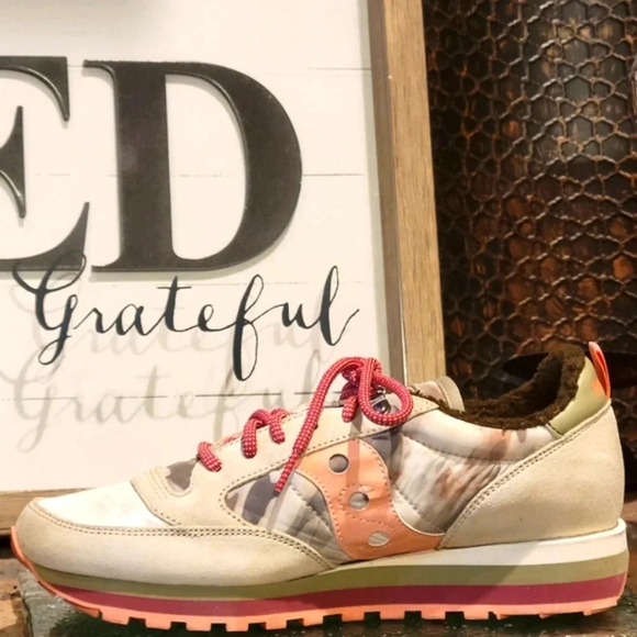 Saucony Jazz Triple Retro Mountain Pink/Green/ Camo Wmns  12 - Picture 4 of 10